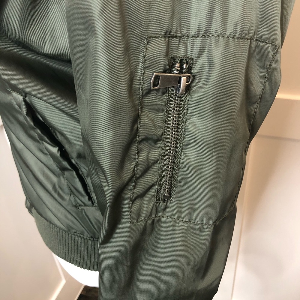 Light jacket - Picture 3 of 6